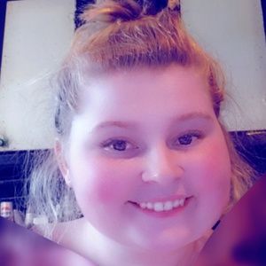 Meet your Posher, Hailey